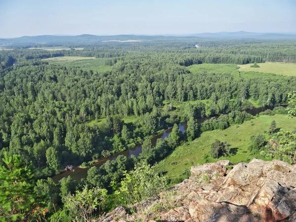 Uitzicht Rivier Het Bos Olenyi Ruchyi Park Bazhukovo Rusland — Stockfoto