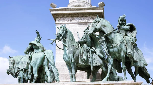Arpad Head Hungarian Leaders Pedestal Column Millennium Monument Heroes Square — Stock Fotó