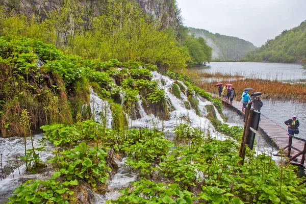 Slunj Croatia Mei 2019 Foto Van Kleine Natuurlijke Watervallen Plitvice — Stockfoto