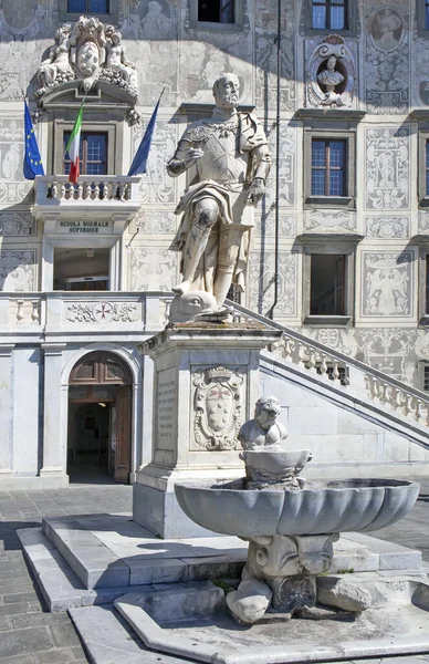 Statua Cosimo Medici Pisa Italia Data Delle Riprese Settembre 2018 — Foto Stock