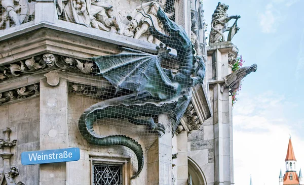 Dragón Nuevo Ayuntamiento Munich Alemania Fecha Filmación Septiembre 2018 — Foto de Stock