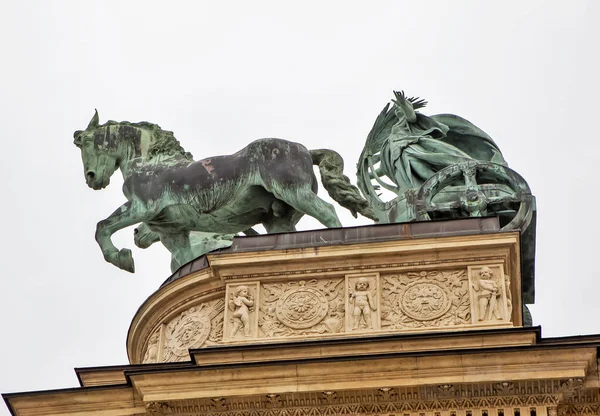 Chariot Heroes Square Budapest Hungary Date Shooting December 2013 — Foto Stock