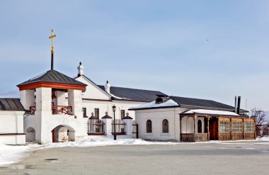 Katedral çan kulesi, Pokrovsky, Sophia-Uspensky Katedrali ve Katedral Vesti. Kremlin ve Court Avlusu 'nun topluluğu. Tobolsk 'ta. Tyumen bölgesi. Rusya