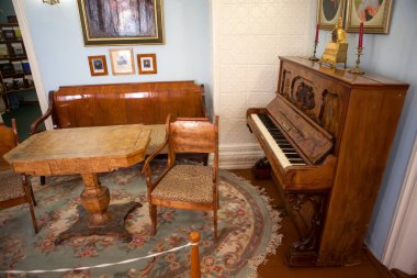 Yalutorovsk, RUSSIA - 16 Mart 2018: Aralık M.I. 'ın evinin oturma odasının İçişleri Fotoğrafı Murav 'ev-Aposto!.