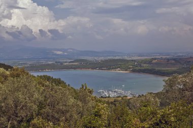 Baratti Körfezi manzaralı. Populonia. Piombino. İtalya. Çekim tarihi 17 Eylül 2018