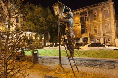 Lamplighter Anıtı (Lamplighter). Tiflis. Georgia.Çekim tarihi 4 Mayıs 2017