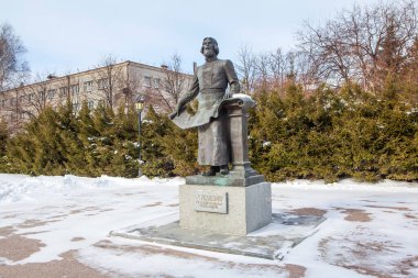 Rus tarihçi, mimar ve coğrafyacı Semyon Remezov anıtı. Tobolsk 'ta. Tyumen bölgesi. Rusya (2018)