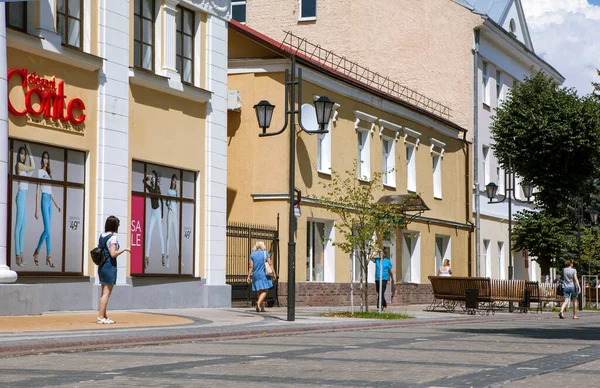 Tarihsel Yaya Lenin Caddesi Pinsk Belarus Temmuz 2018 Tarihli Çekim — Stok fotoğraf