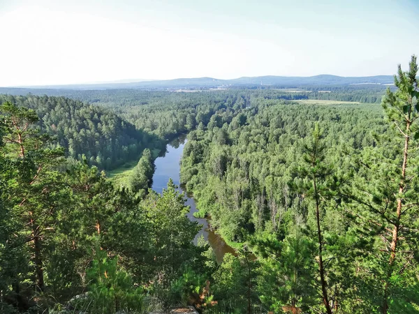 Widok Rzekę Lesie Park Olenyi Ruchyi Bazhukovo Rosja — Zdjęcie stockowe
