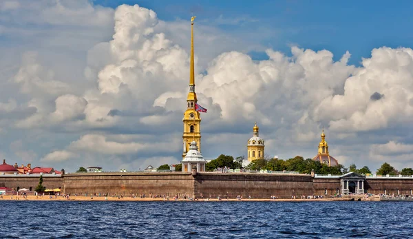 帕维尔的要塞圣彼得堡 2016年7月31日发射日期 — 图库照片