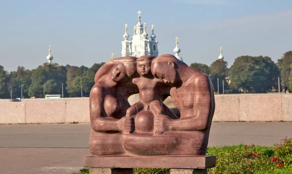 Petersburg Rússia Setembro 2014 Foto Escultura Família Embarque Sverdlovskaya — Fotografia de Stock