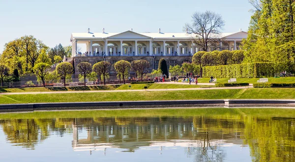 Tsarskoye Selo Rusland Mei 2019 Foto Van Spiegelvijver Cameron Gallery — Stockfoto