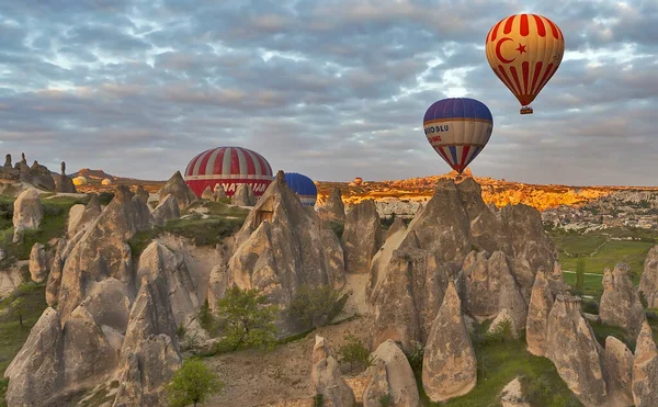 Hot Air Balloons Cappadocia Turkey Date Shooting May 2015 — Fotografia de Stock