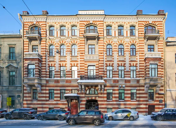 Verschneite Straße Mit Altem Backsteingebäude Petersburg Russland — Stockfoto