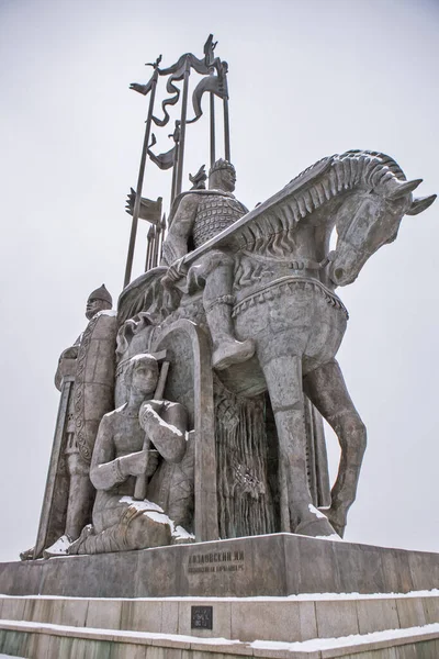 Statue Men Horse — Stock Photo, Image