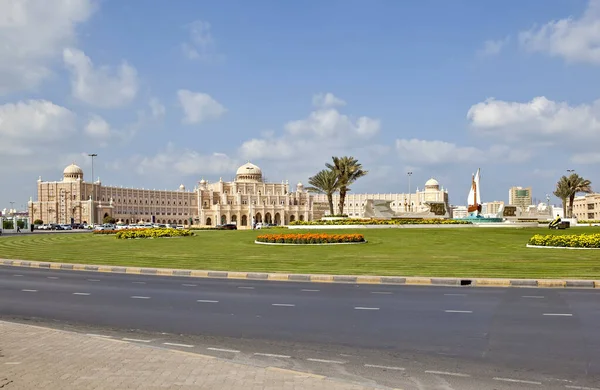 Sharjah Zjednoczone Emiracje Arab Grudzień 2014 Zdjęcie Pałacu Kultury Pomnik — Zdjęcie stockowe