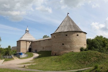 Kale. Yaşlı Ladoga. Leningrad bölgesi. Rusya. Çekim tarihi 7 Haziran 2012