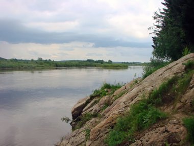 Nehir ve göl manzarası çok güzel.