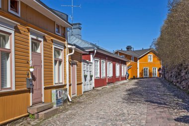 Eski sokaklar. Porvoo. Finlandiya. Çekim tarihi 9 Mayıs 2018.
