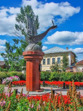 Rus kaşifler ve denizciler anıtı. Totma. Vologodskaya Oblastı. Rusya. 4 Ağustos 2011 'de yakalanmış.