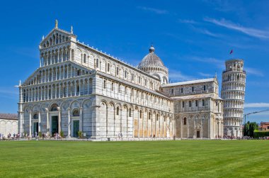 Kale ve Eğik Kule, Pisa, İtalya 