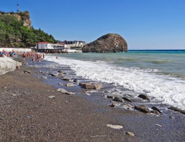 Deniz kıyısının güzel manzarası