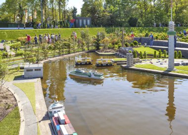Hollanda 'nın minyatür park sahnesinde güneş ışığı, Lahey, Hollanda