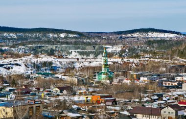 Aynı inancın Kutsal Üçlemeci Kilisesi. Nizhny Tagil. Sverdlovsk bölgesi. Rusya