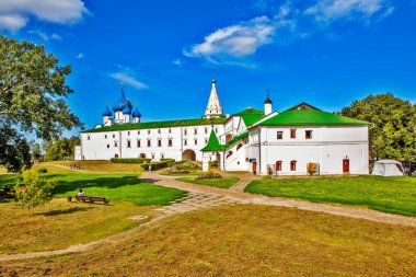 Suzdal Kremlin 'in Panoraması. Suzdal. Vladimir bölgesi. Altın yüzük. - Rusya. Tarih 2 Ağustos 2017.