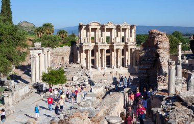 Celsus Kütüphanesi. Kabzası. Türkiye. Çekim tarihi 9 Mayıs 2015