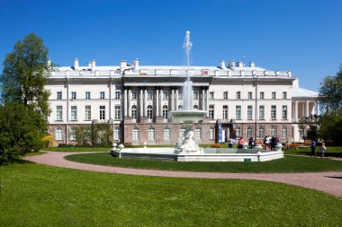 TSARSKOYE SELO, RUSSIA - 18 Mayıs 2019: Catherine Sarayı 'nın Zubovsky kanadının fotoğrafı.