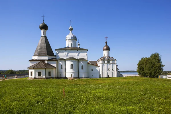 Старая Деревянная Церковь Деревне — стоковое фото