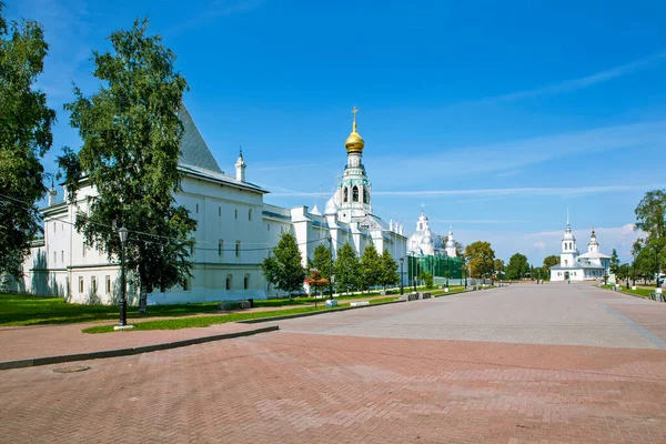 Вологда Юго Западная Башня Кремля Трехэтажное Здание Колокольня Софийского Собора — стоковое фото