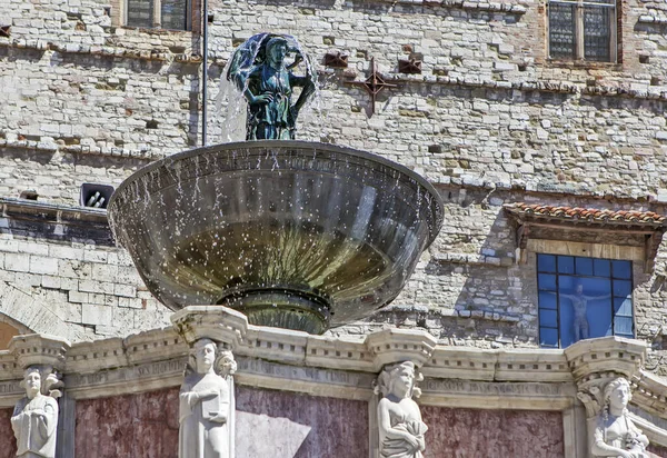 Fontanna Maggiore Jest Średniowieczną Fontanną Znajdującą Się Piazza Grande Perugia — Zdjęcie stockowe