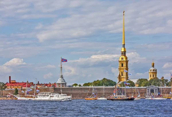 サンクトペテルブルクのシンボル ピーターとポール要塞 — ストック写真