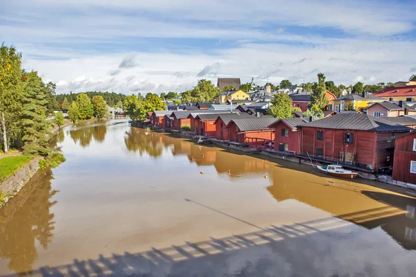 芬兰波尔沃市 2018年9月22日 Porvonjoki河岸古城的照片 — 图库照片