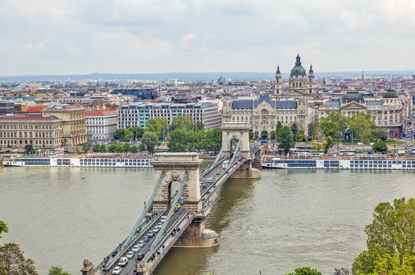 Возвышенный Вид Будапешт Дунаем Здание Парламента Венгрии — стоковое фото