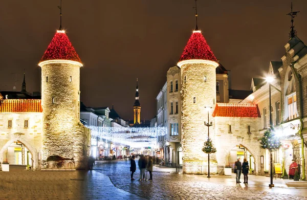 Врата Вируса Ночной Вид Символ Старого Таллинна Эстония 2017 — стоковое фото