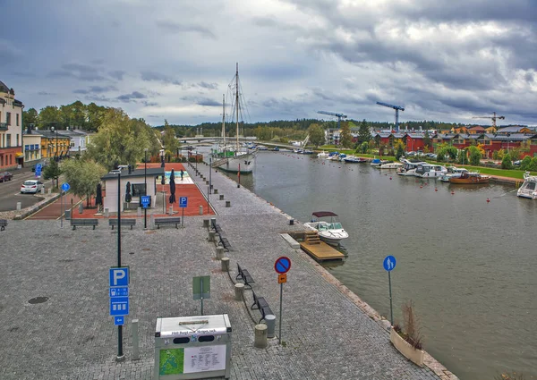 Porvoonjoki Terraplén Restaurante Buque Gluckauf Porvoo Finlandia Fecha Filmación Septiembre — Foto de Stock