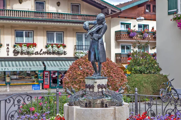 Brunnen Und Denkmal Für Mozart Gilgen Österreich Datum Der Dreharbeiten — Stockfoto