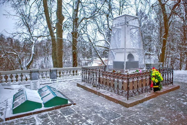 Τάφος Του Πούσκιν Νεκρόπολη Των Hannibals Pushkin Μονή Κοίμησης Της — Φωτογραφία Αρχείου