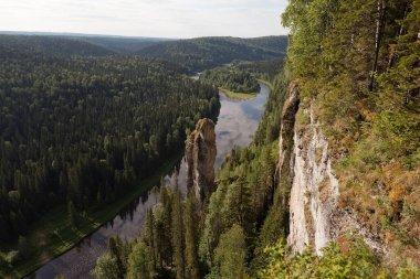 Altai 'de bir dağ nehri..