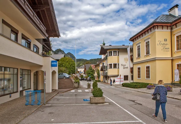 Bunt Bemalte Häuser Und Straßen Der Altstadt Gilgen Österreich Datum — Stockfoto