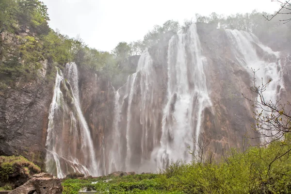 Naturalne Wodospady Jeziora Plitwickie Slunj Chorwacja — Zdjęcie stockowe