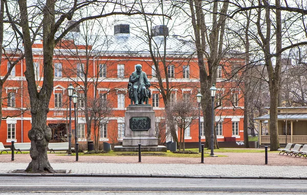 Turku Finlandia Abril 2018 Foto Monumento Henrik Gabriel Portana Parque — Foto de Stock