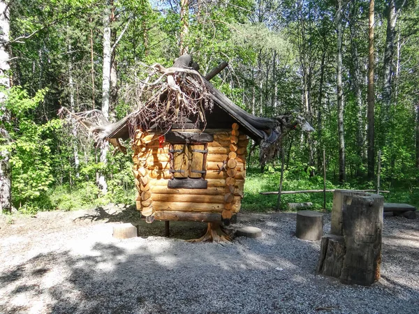 Cabane Baba Yaga Parc Naturel Olenyi Ruchyi Région Sverdlovsk Russie — Photo