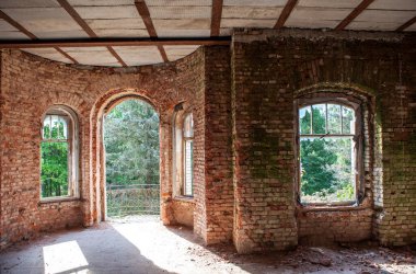 BELOGORKA, RUSSIA - EYLÜL 08, 2019: A. G. Eliseev 'in mülkiyet fotoğrafı.