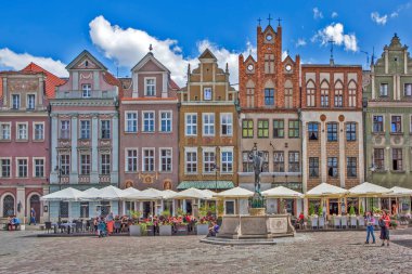 POZNAN, POLAND - 13 AĞUSTOS 2019: Eski Pazar Meydanı
