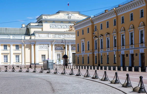 Petersburg Russia May 2020 Photo Arts Square 俄罗斯民族志博物馆和俄罗斯体育馆的建设 — 图库照片