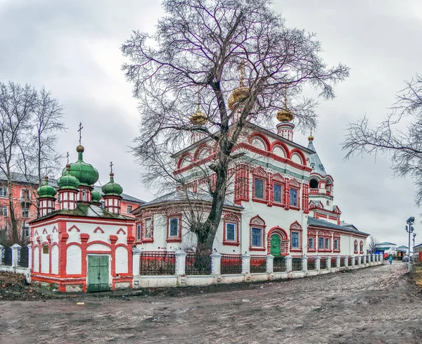 Церква Богоявлення Каплиця Петра Павла Солікамськ Пермська Область Росія — стокове фото